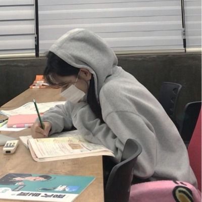 User thumbnail image